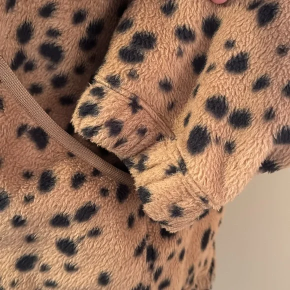 Abercrombie Leopard Fleece snap jacket size Large - Picture 4 of 6